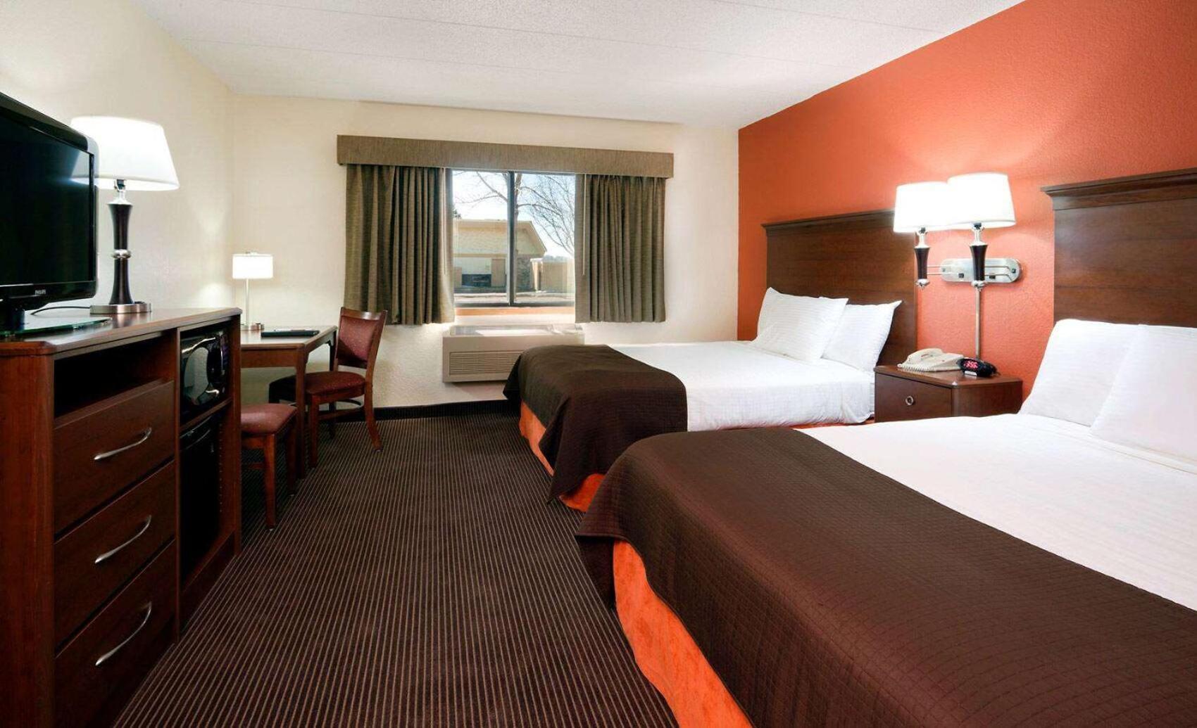 Americinn By Wyndham Manitowoc Buitenkant foto